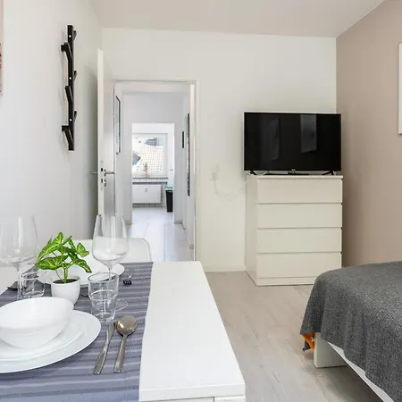 Apartamento Monteurswohnung Mit 6 Betten *
