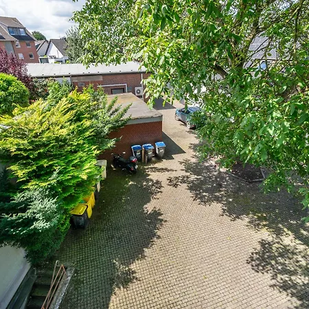 Apartament Monteurswohnung Mit 6 Betten Eschweiler